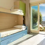 Apartament 'delfi' Mit Pool By Interhome