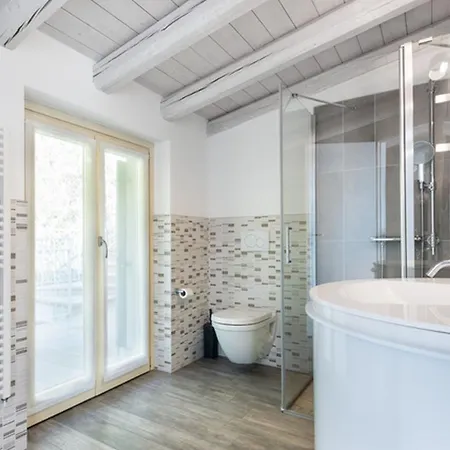 'delfi' Mit Pool By Interhome * Parzanica